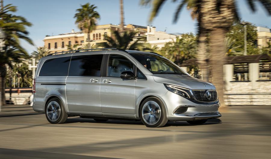  Mercedes-Benz Concept EQV (W447) 2019 года  (фото 21 из 31)